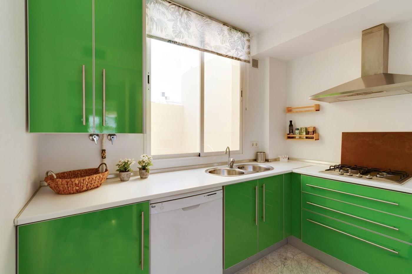 Casita En Pedregalejo Con Terraza * Malaga
