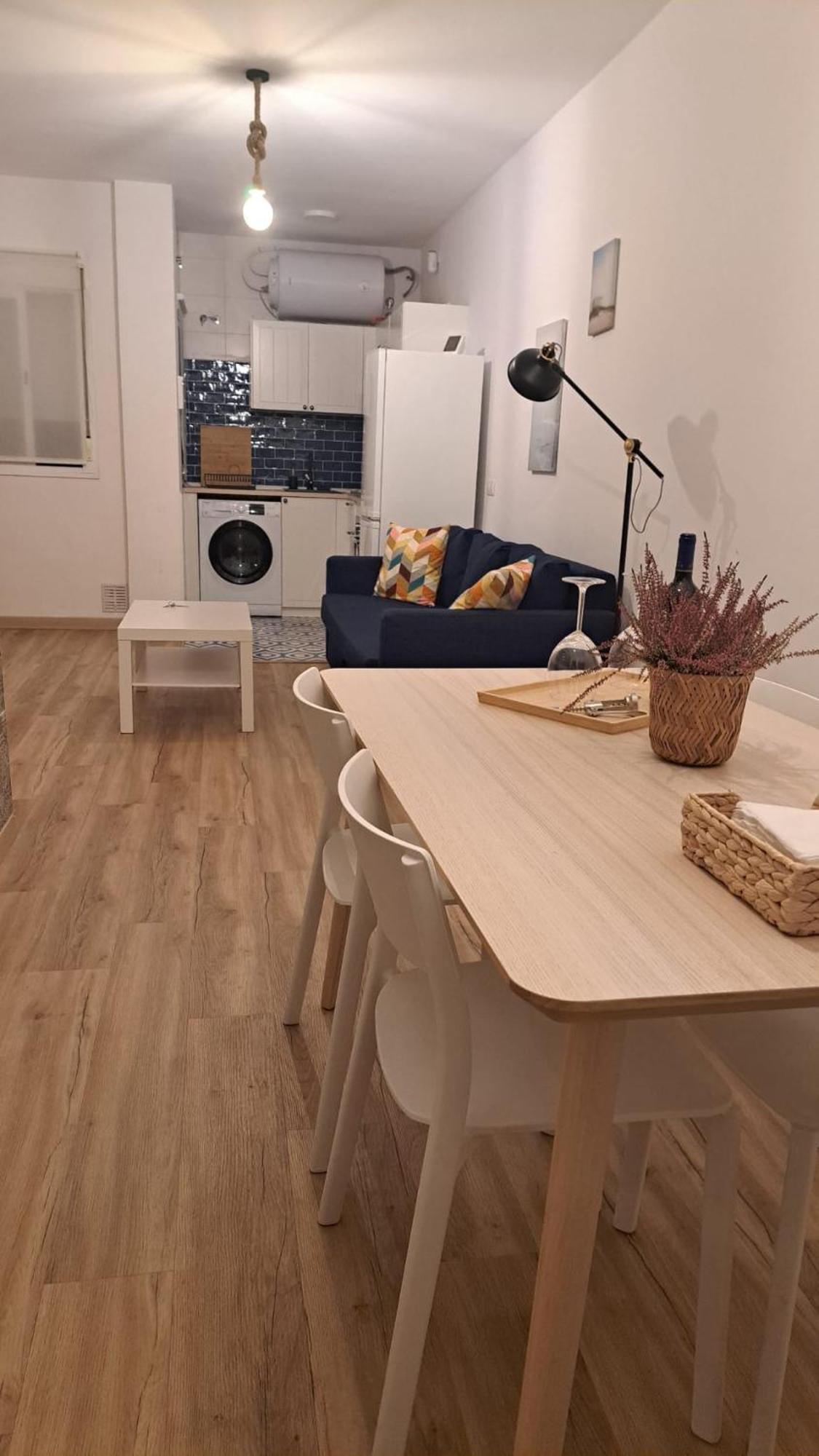 Happy Travel Molina 6 Apartamento
