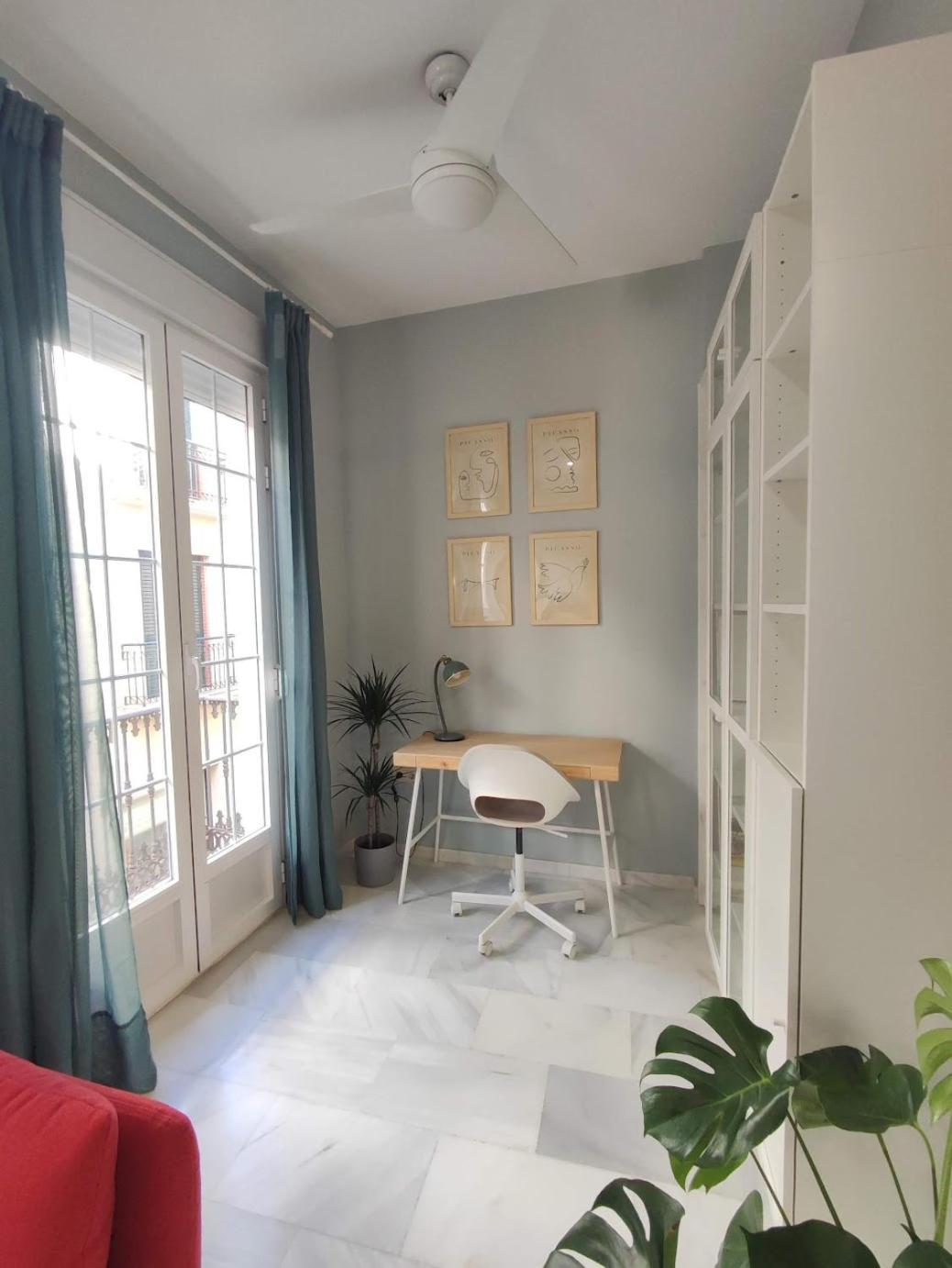 Elegancia Y Confort En El Corazon De Apartamento