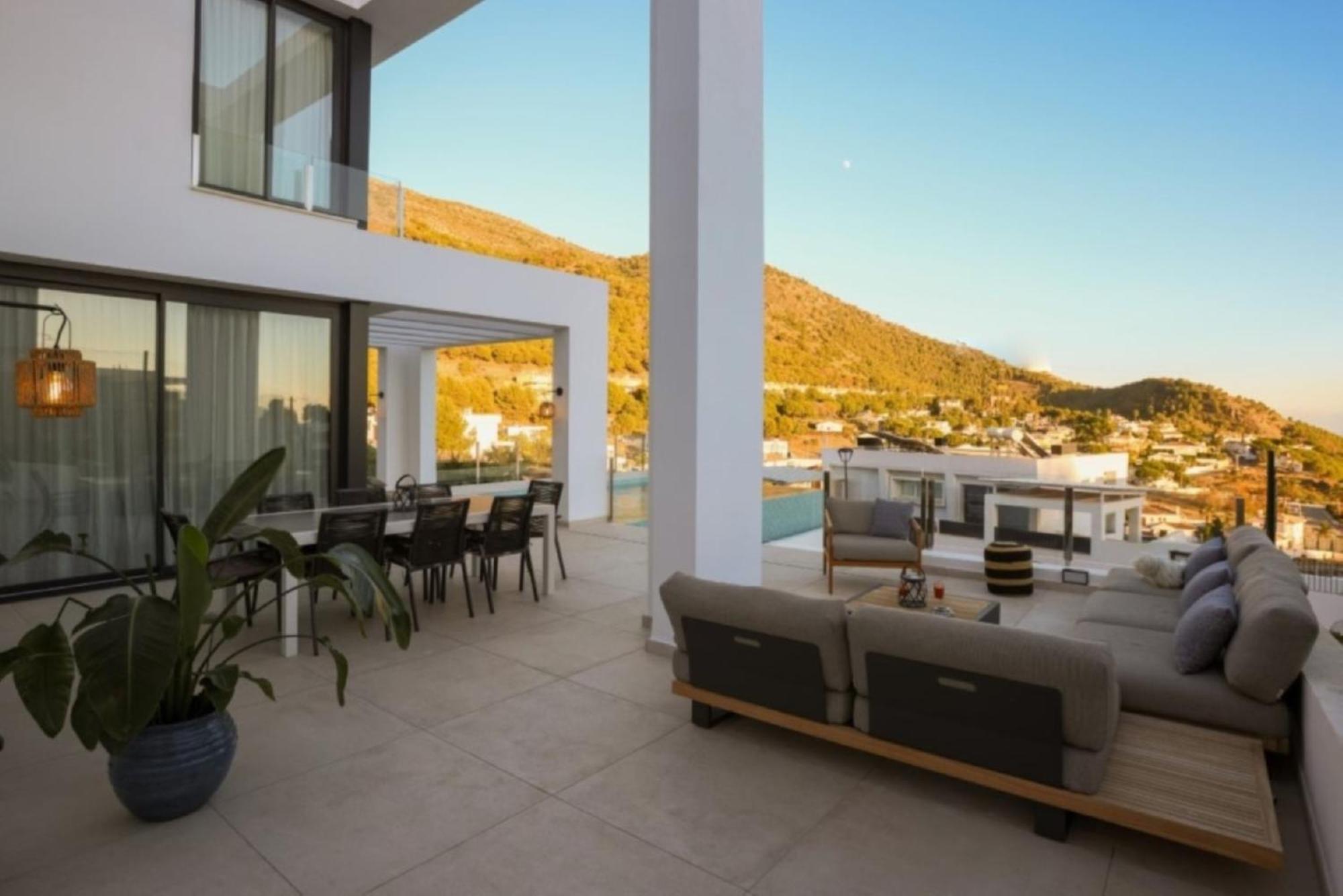 Buenavista Hills Casa Arce 4 Bedroom With Seaviews Villa Málaga