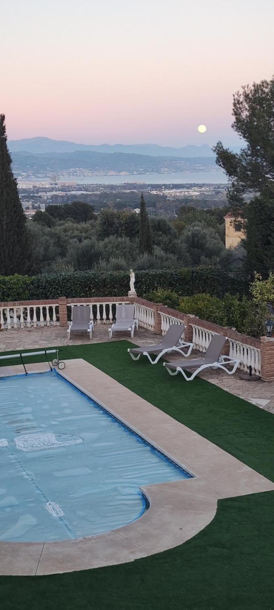 Buenavista - Sea View, Private Heated Pool, Spa, 5 Bedrooms Málaga