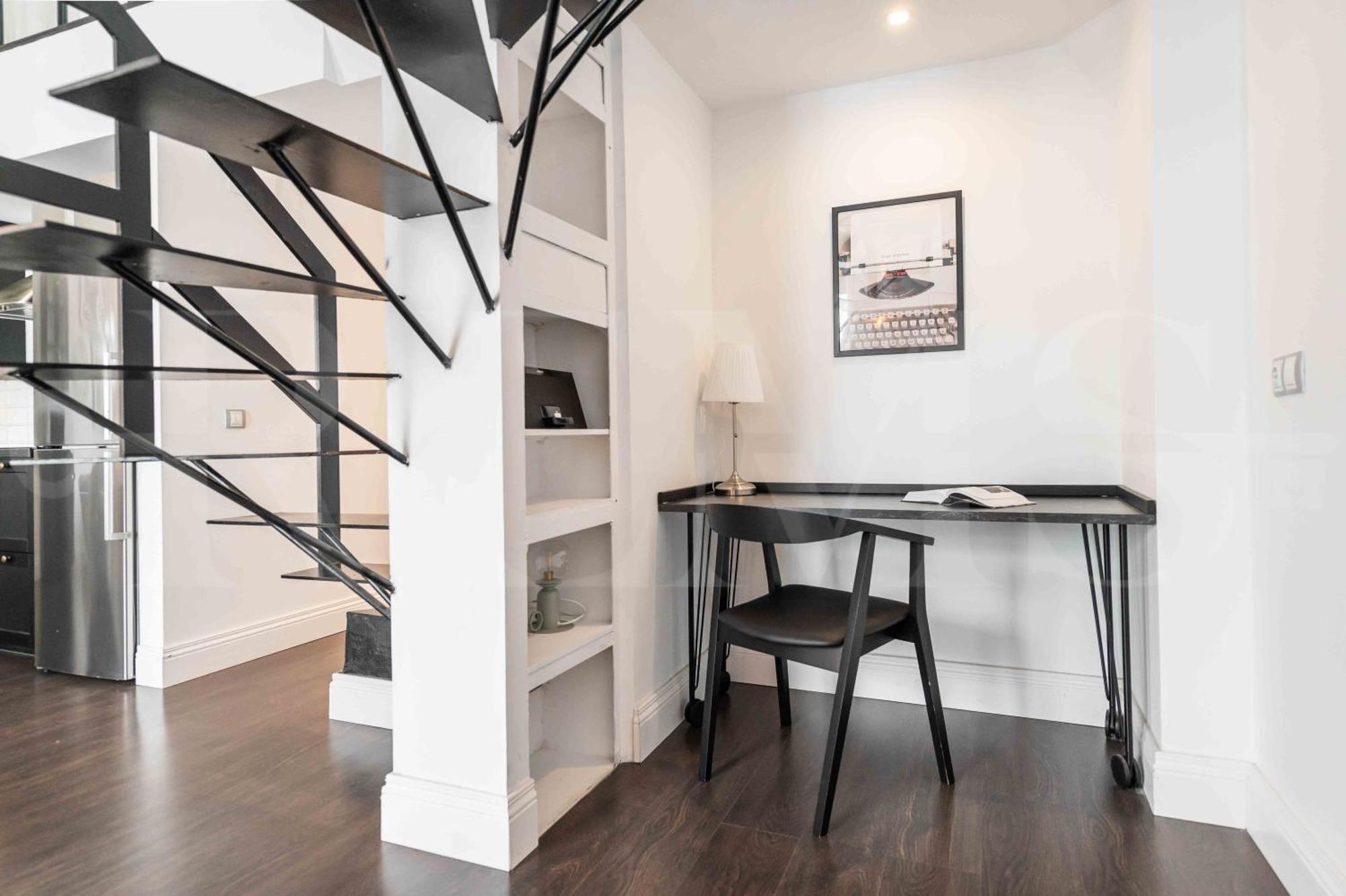 Appartement Bright Spacious Duplex With Terrace By Rems