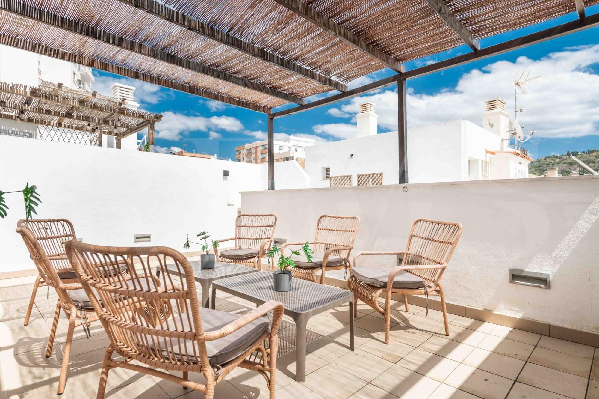 Bright Spacious Duplex With Terrace By Rems Appartement Málaga