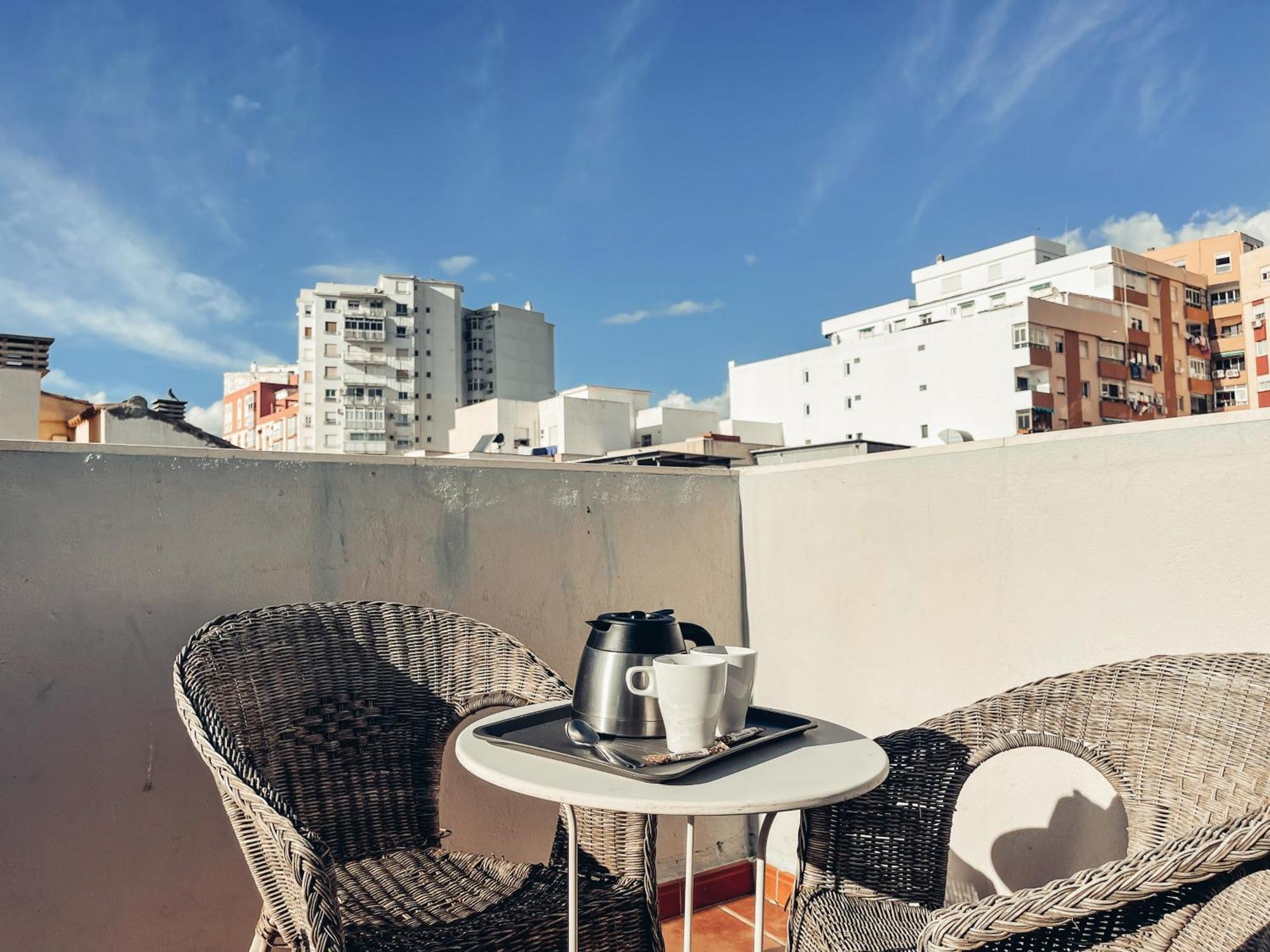 Panoramic Rooftop Duplex Retreat Heart Of Apartamento Málaga