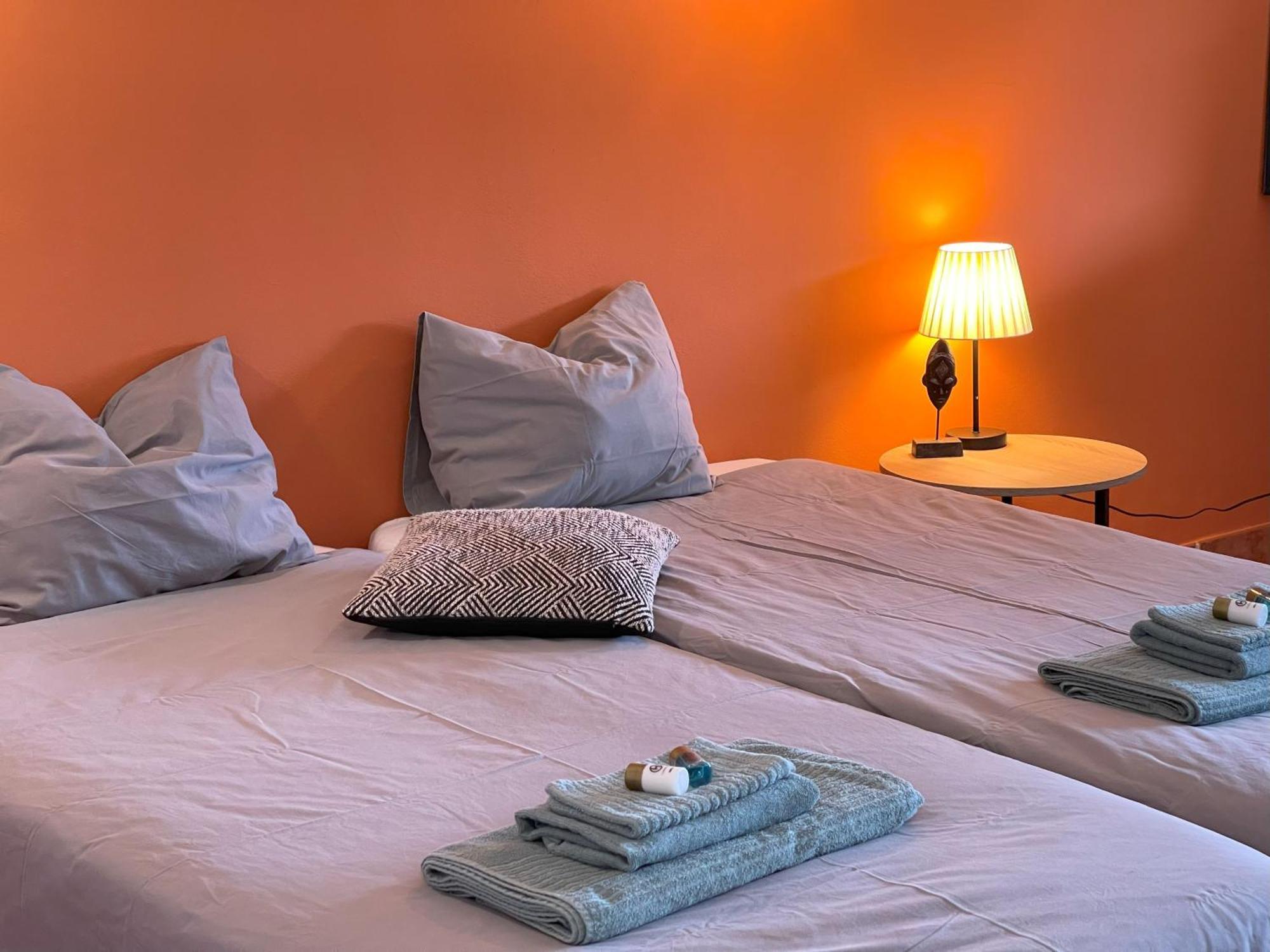 La Casa De Familia Bed and breakfast