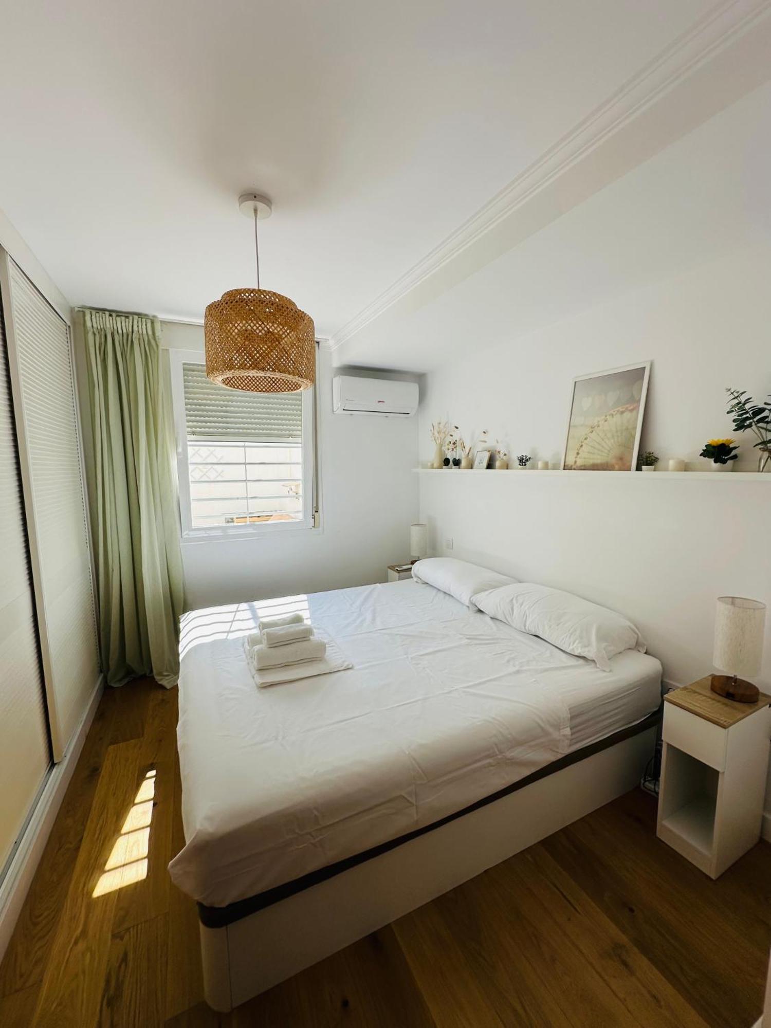 Appartamento With Private Terrace, Kingsize Bed, Highspeed-wifi & Ac