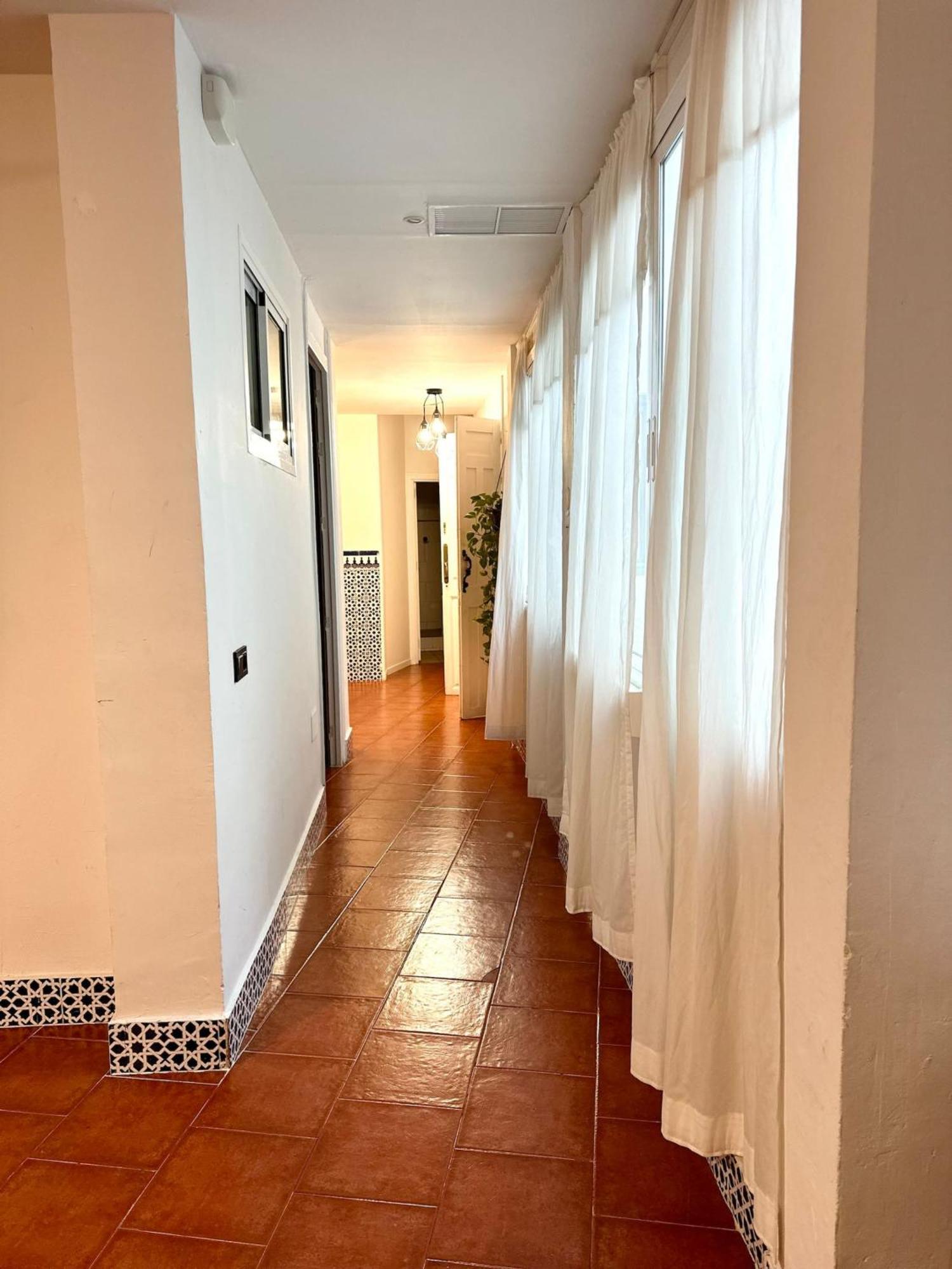 Beautiful Flat Near Plaza Merced Apartment Malaga
