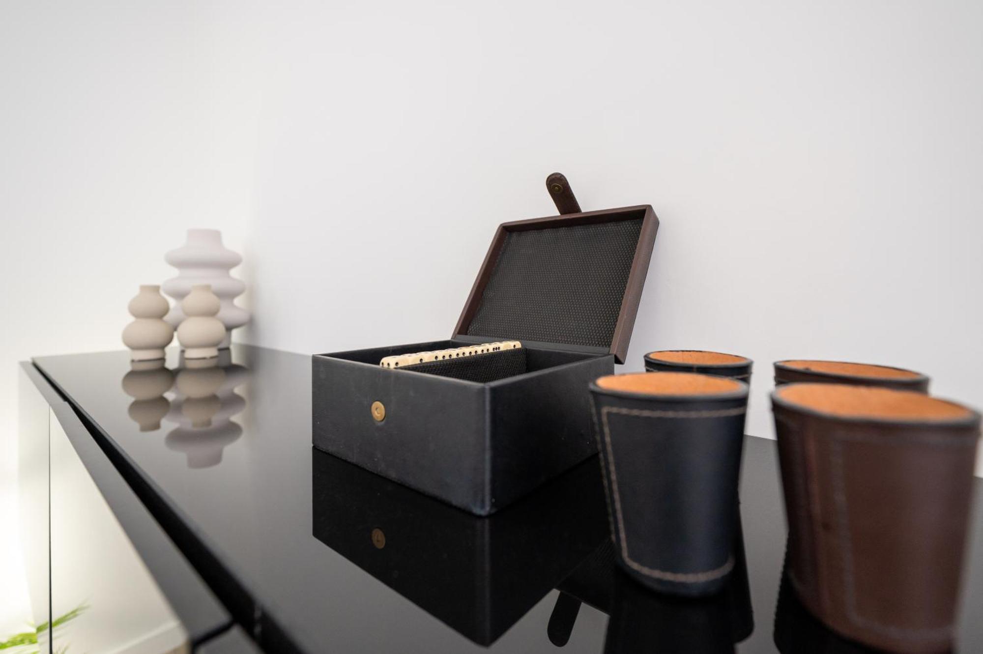 Flores Luxury Apartment *
