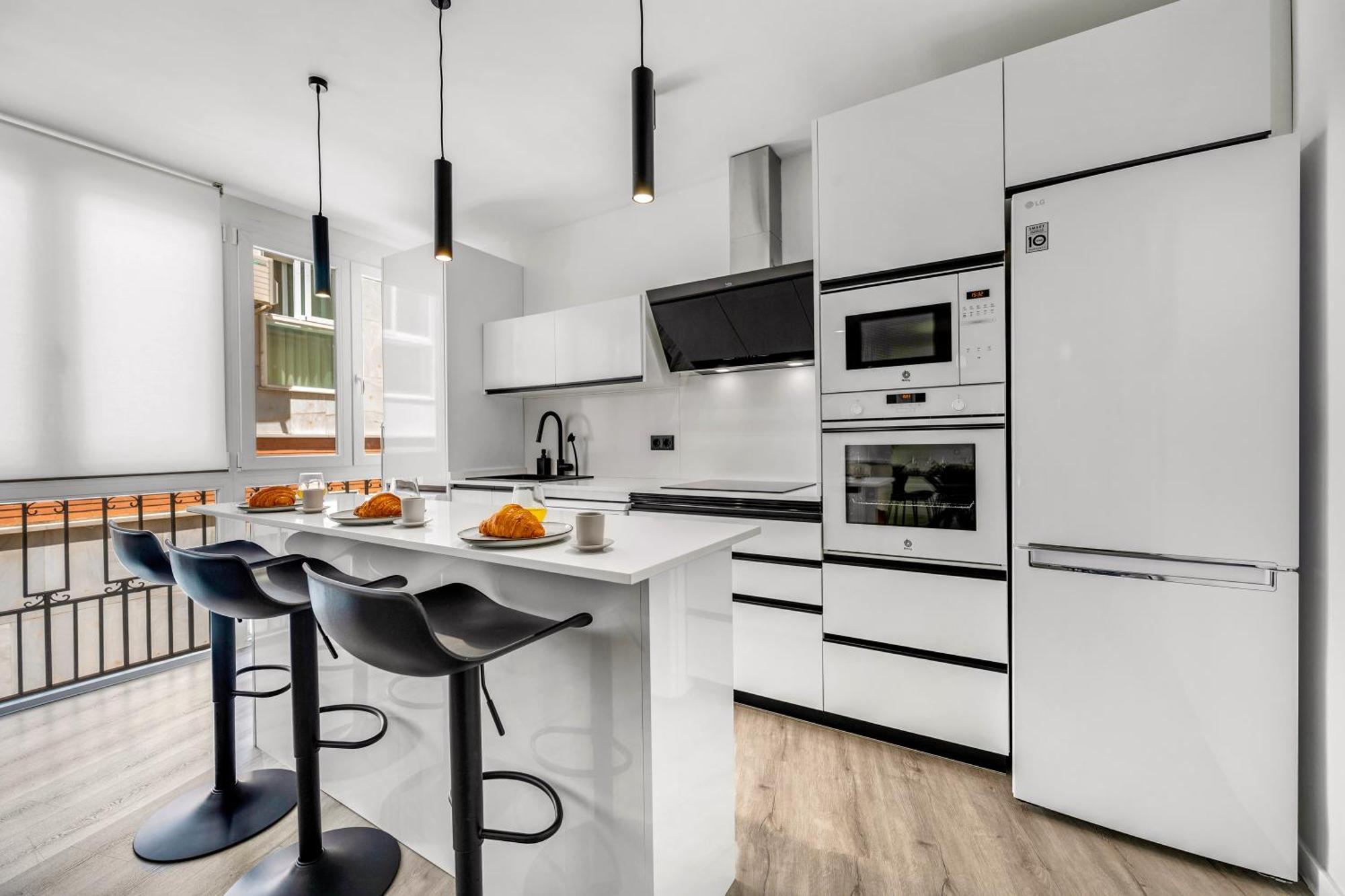 Flores Luxury Apartment