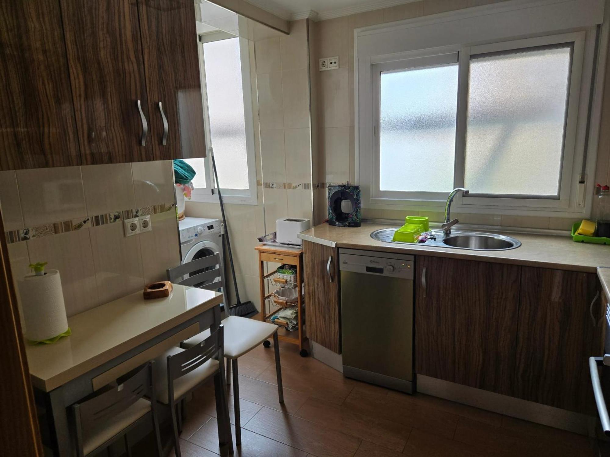 Comfortable In With Balcony And View 81 M² Apartment