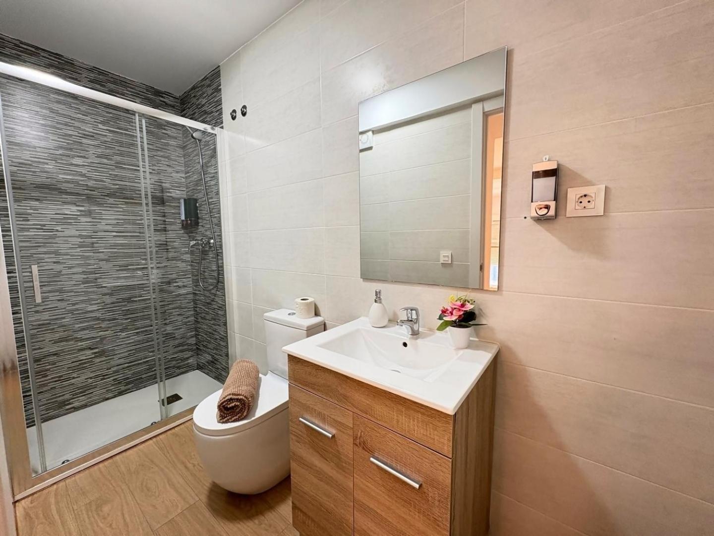 Duplex Huelin Ii & Apartment Malaga