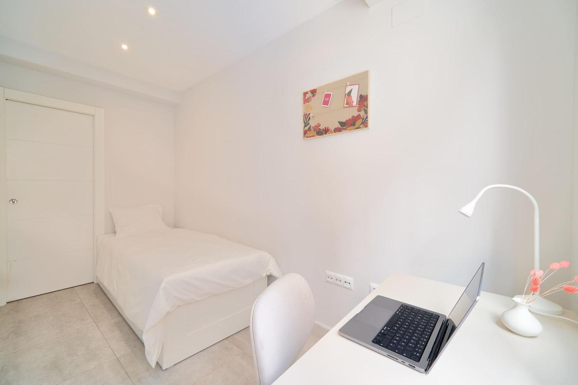 Urban Exclusive Experience In * Malaga
