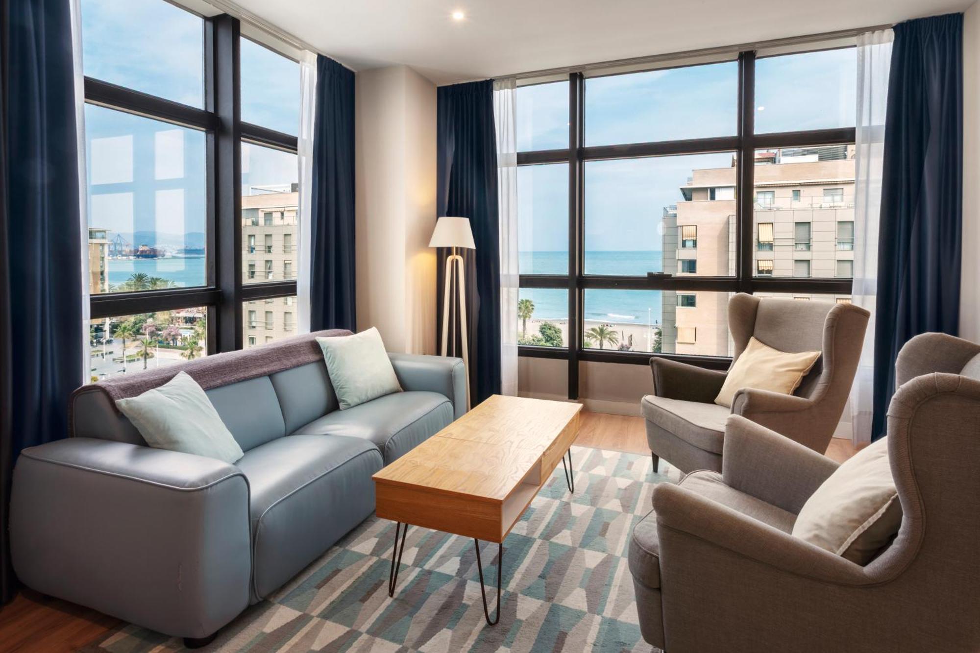 Catalonia Hotel 4*