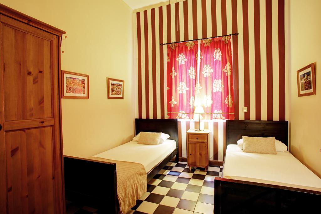 Málaga Lodge Guesthouse Pensión Málaga