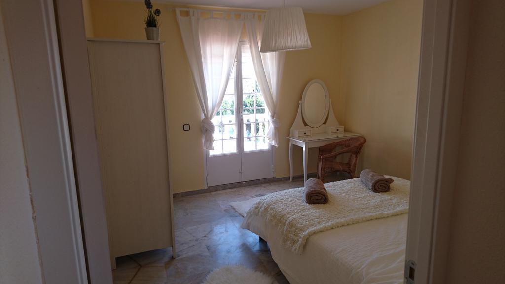 Buenavista - Sea View, Private Heated Pool, Spa, 5 Bedrooms Málaga