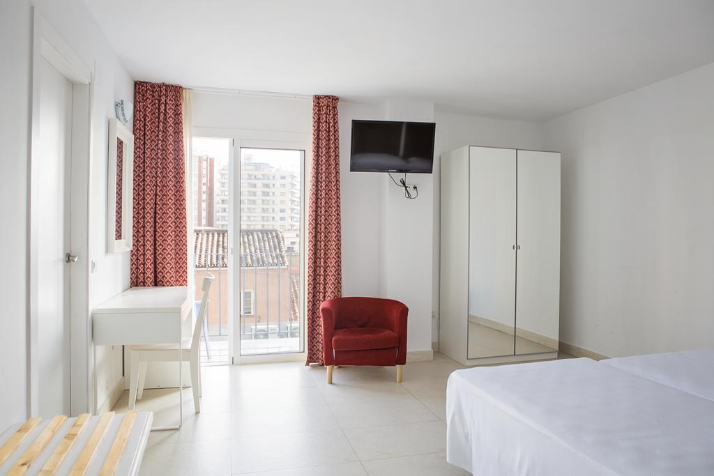 Hotell Eliseos 3*
