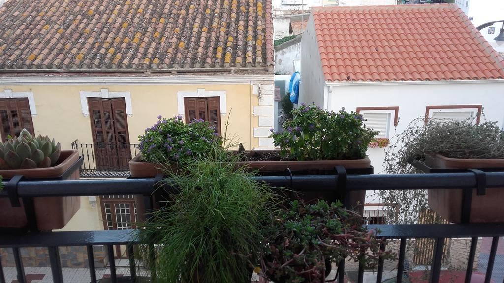 Apartamento And The