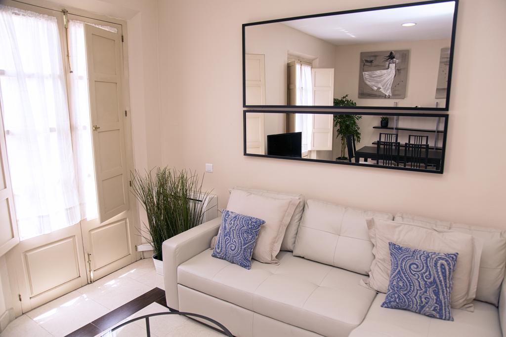 Apartment Carreteria 73
