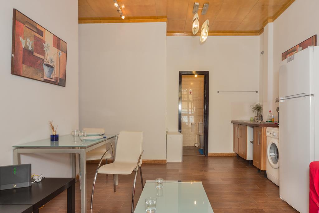 Galeria De Pintores Vivos Málaga