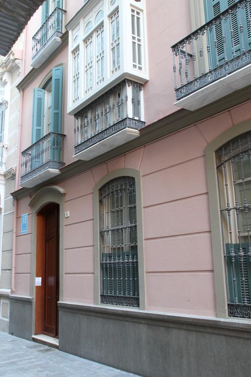 Urban Apartamento *