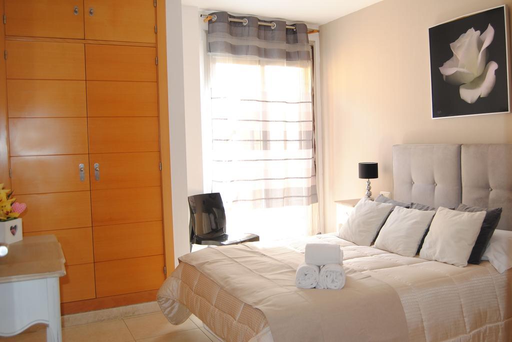 Center Flat Holidays Paseo De Reding Appartement