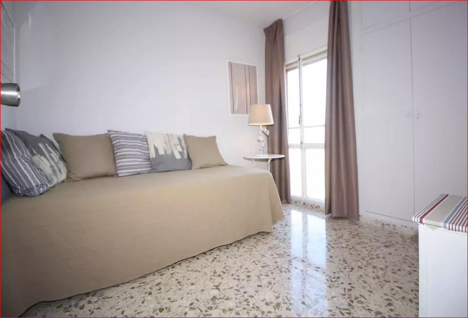 Apartment Pedregalejo Playa *