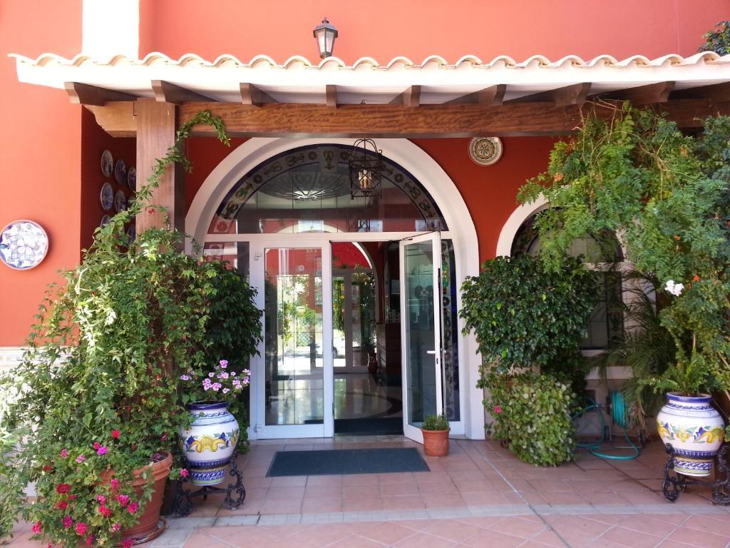 Hotell Romerito 2*