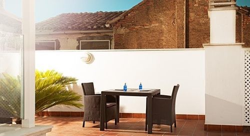 Del Pintor Aparthotel Málaga