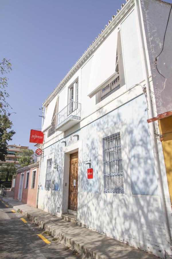 Casa de hóspedes Acacias 2*