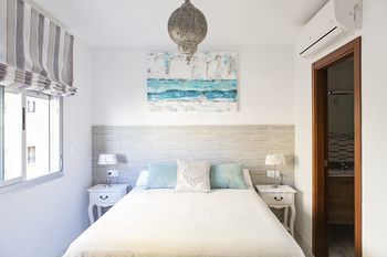 U-nique Salitre * Málaga
