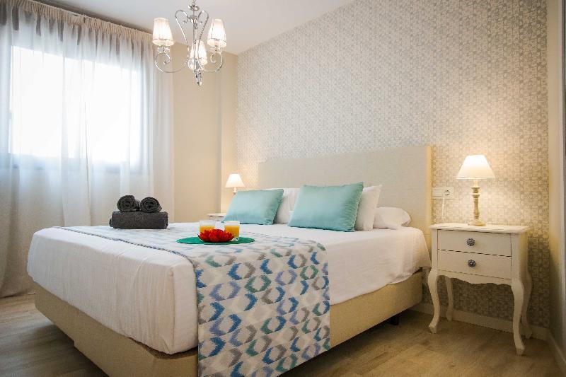 Holidays2malaga Apartment *