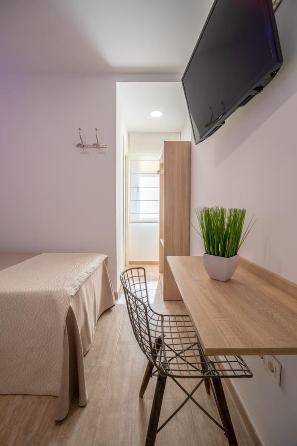 Guest house Petit Congress 2*