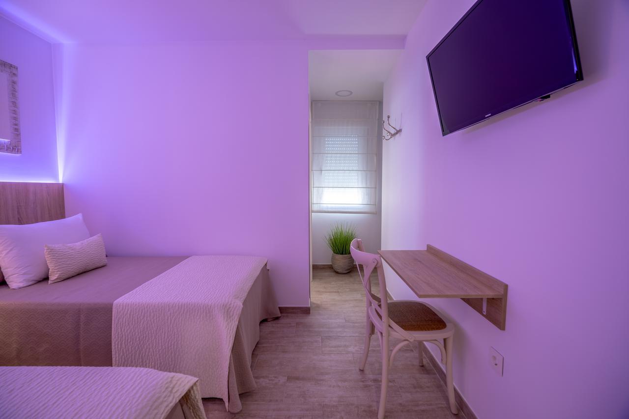 Petit Congress Guest house