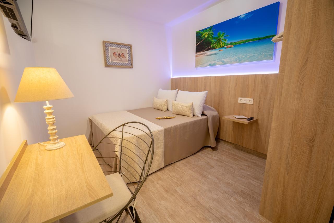 Petit Congress Guest house 2*