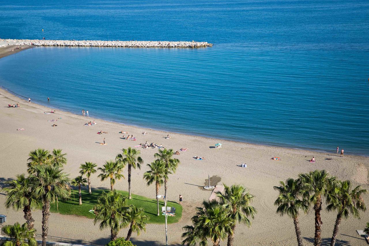 Holidays2malaga Malagueta Beach *
