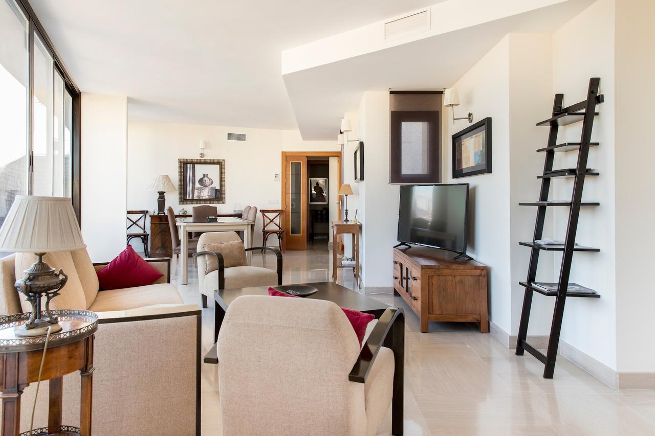 Apartamento Larios Suites