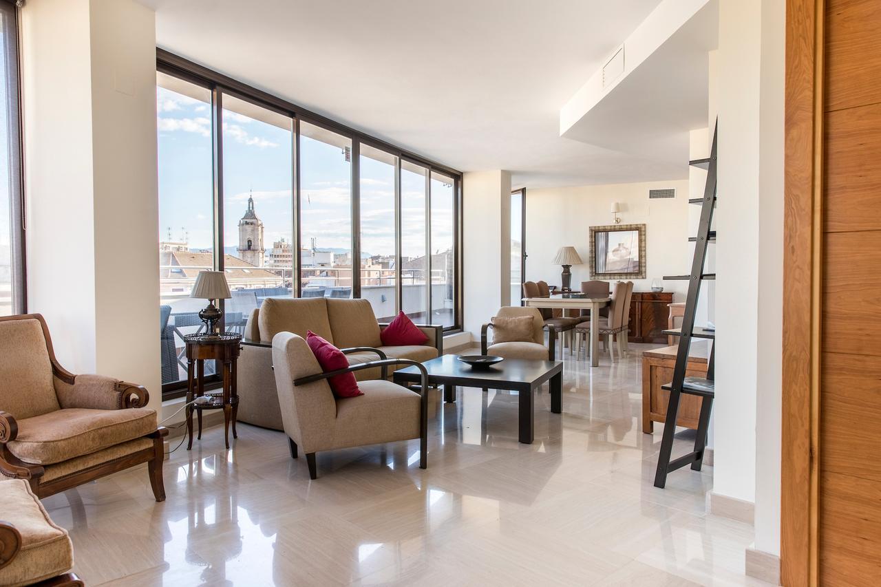 Larios Suites *