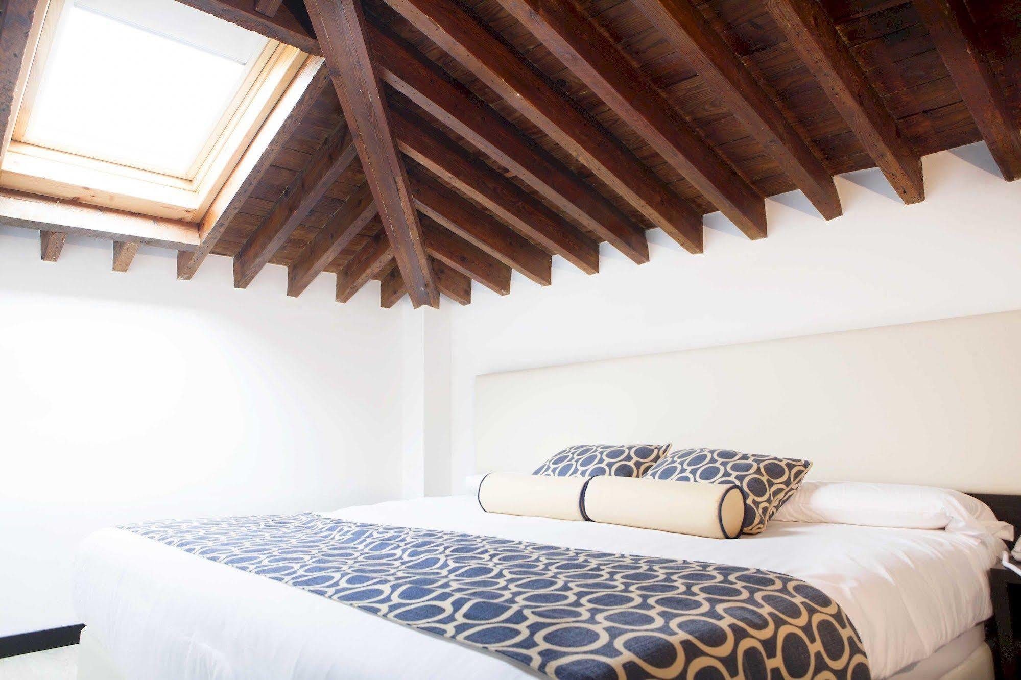 Soho Boutique Hotell 3*