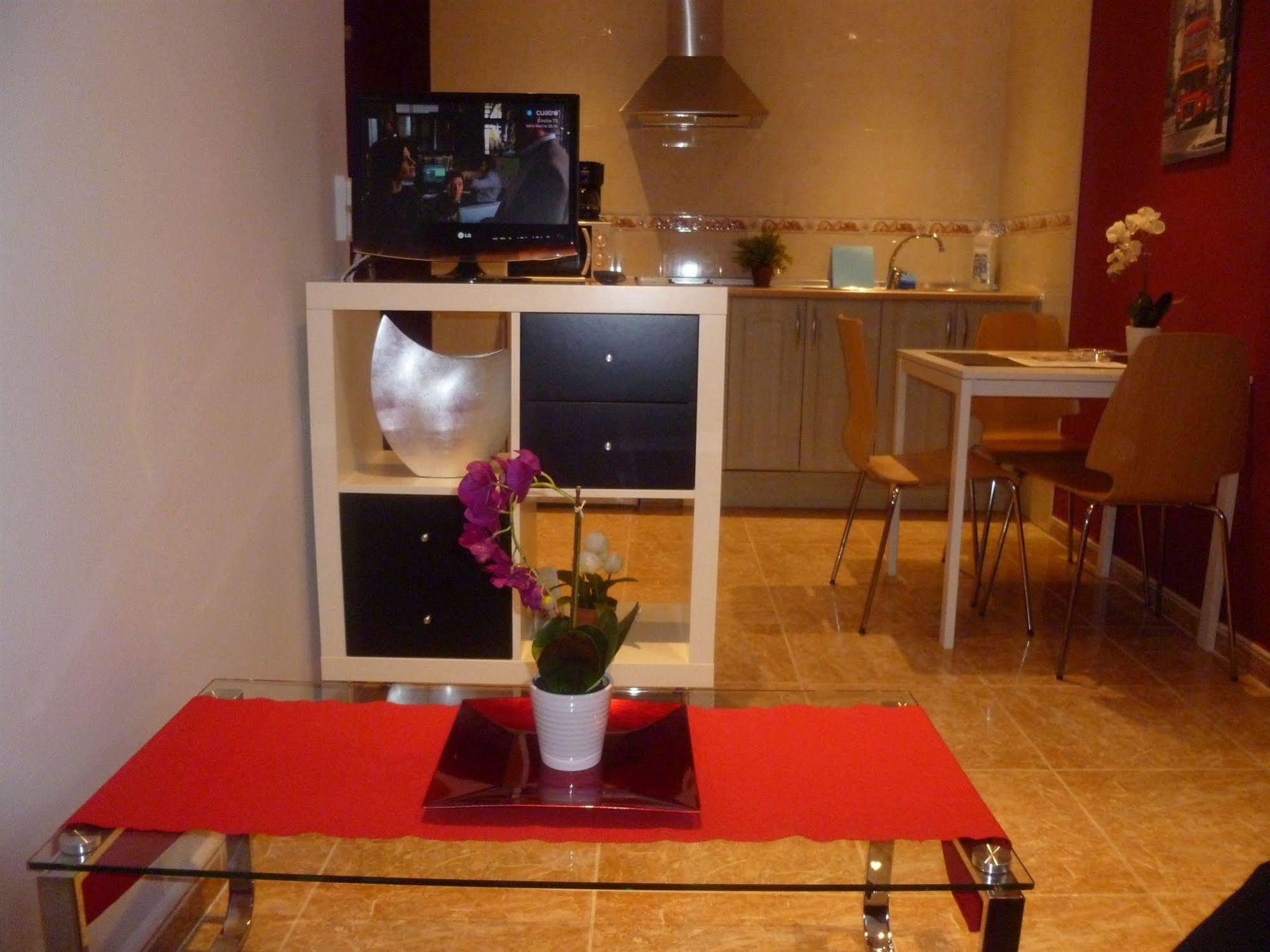 El Cenachero Appartement *