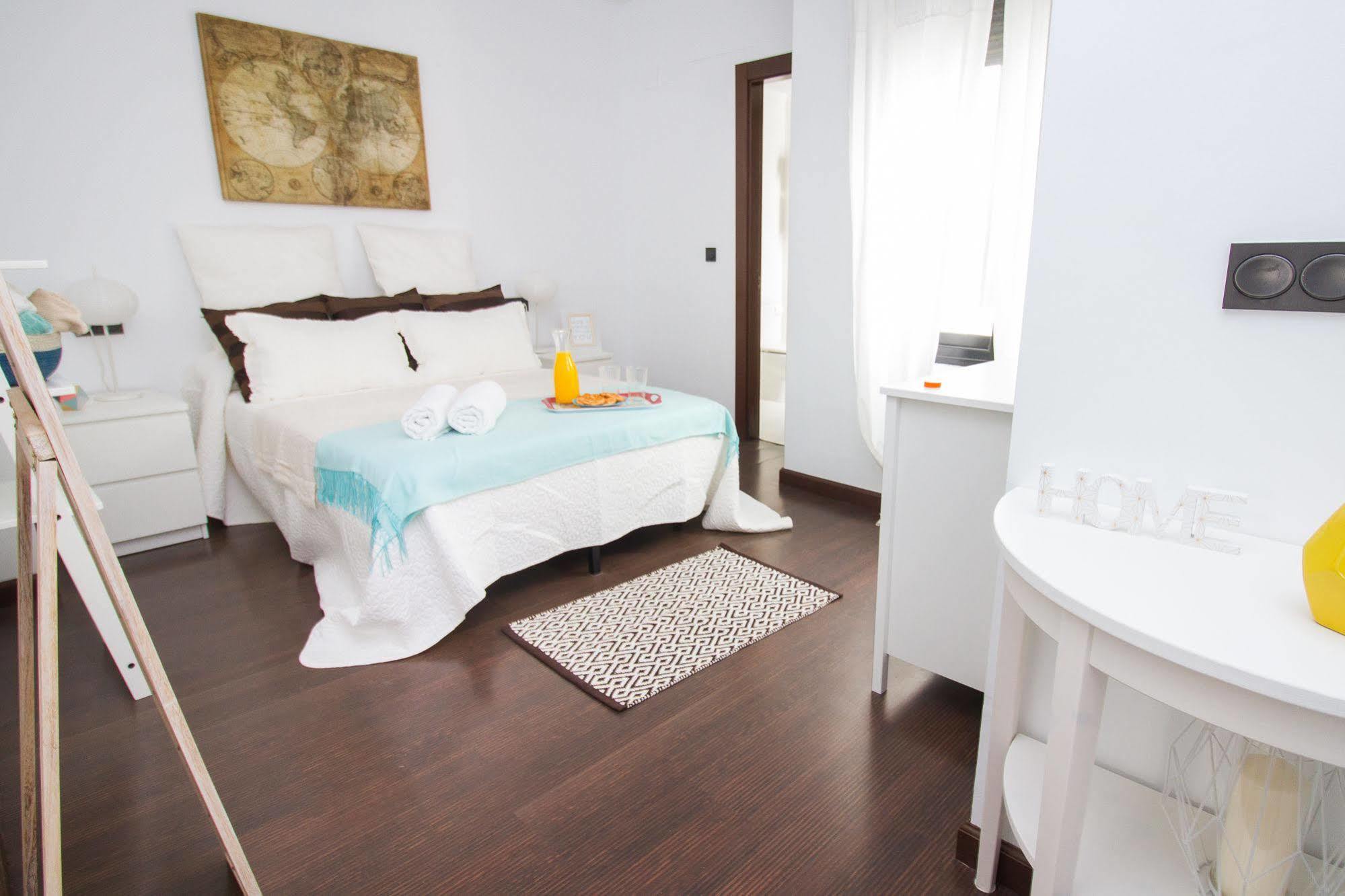 Calle Dos Aceras - Bright & Trendy La Recepcion Appartement *