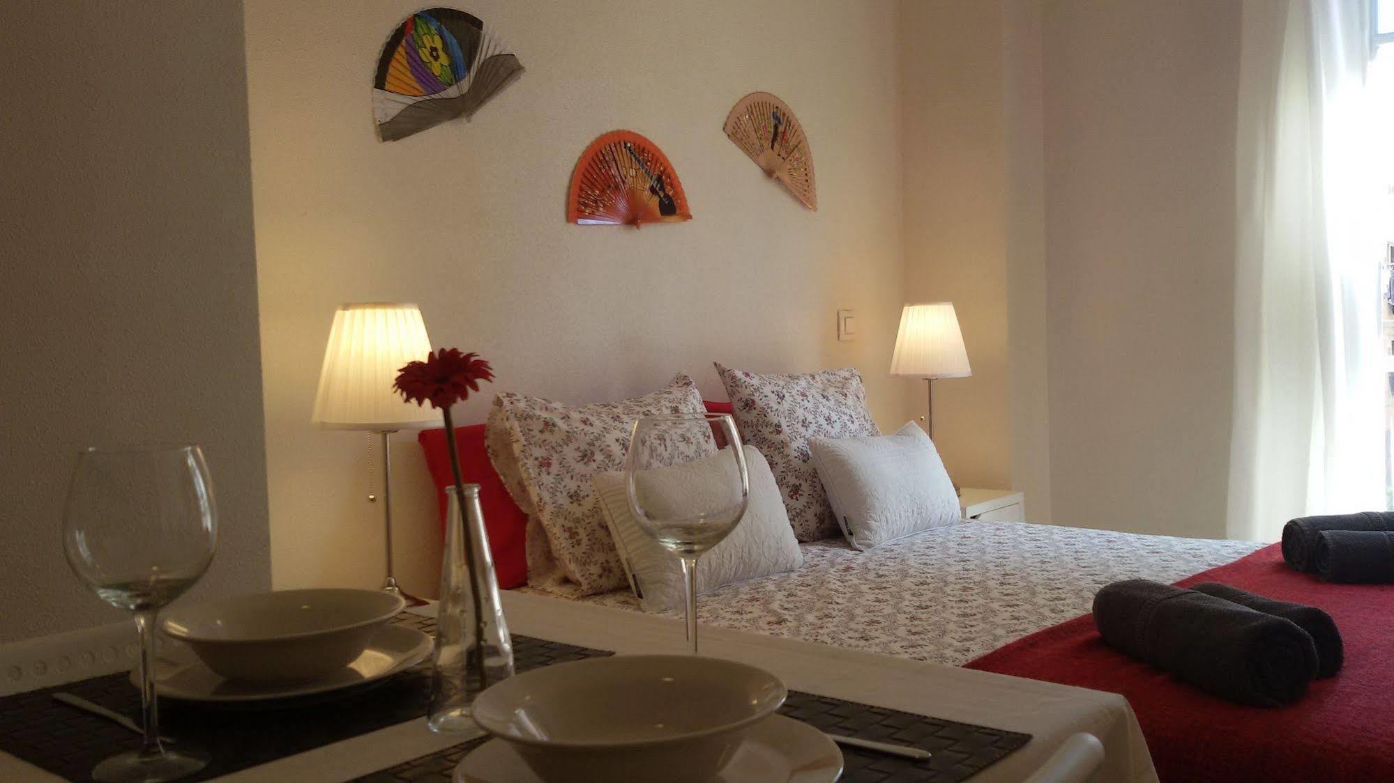 Fan Flat Mariscal * Malaga