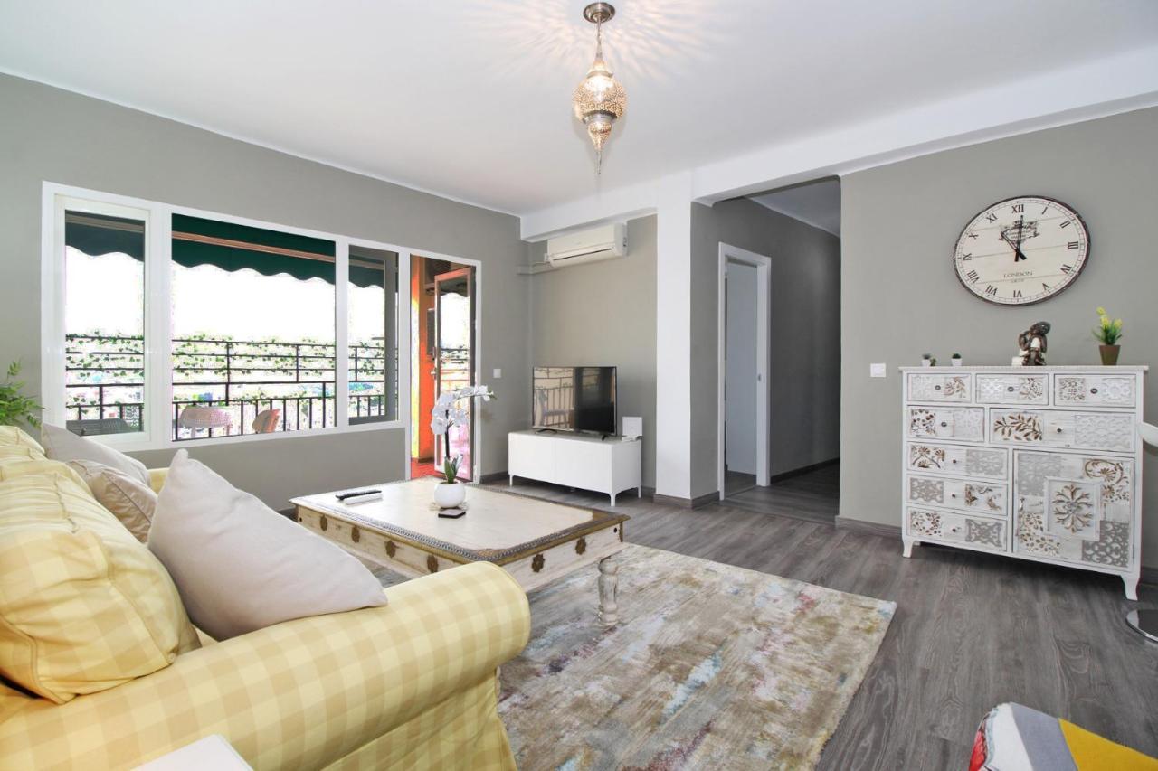 Del Parque Flats - San Millan Apartment