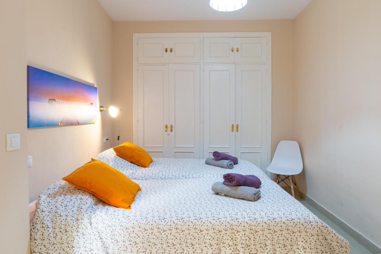 Plaza Merced Historico Parking Incluido Apartamento Málaga