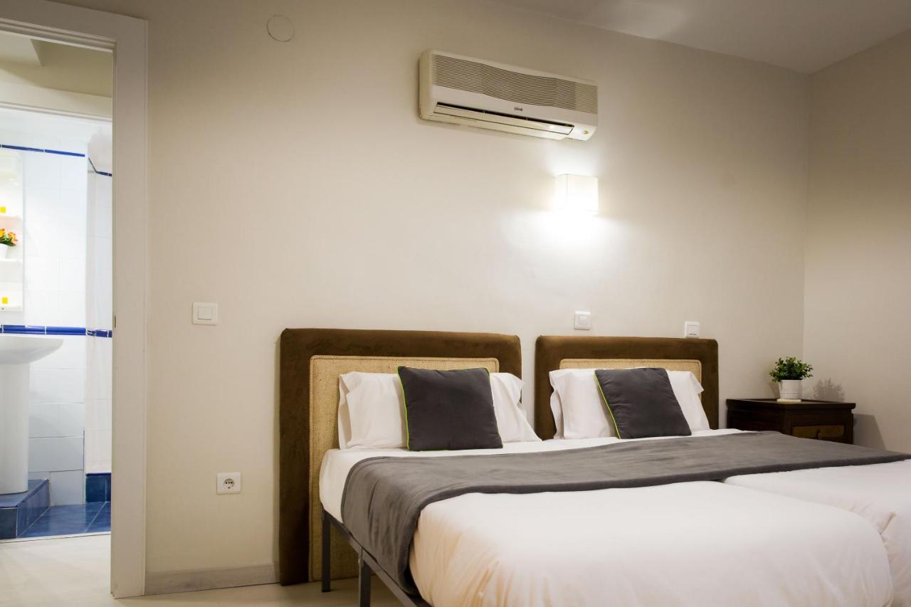 3 Dormitorios Con Balcon Junto Calle Larios Lejlighed *