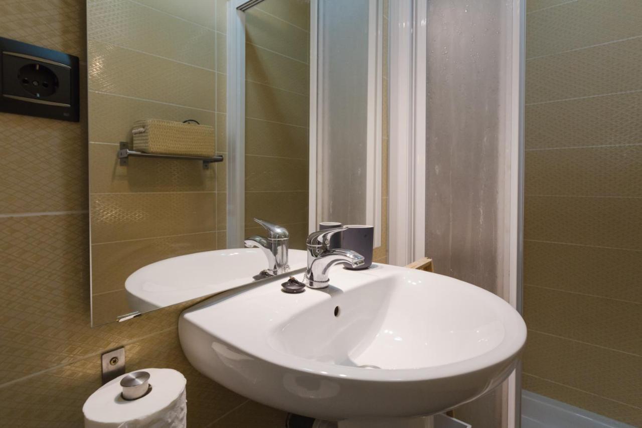Apartamentos Malaga Center *