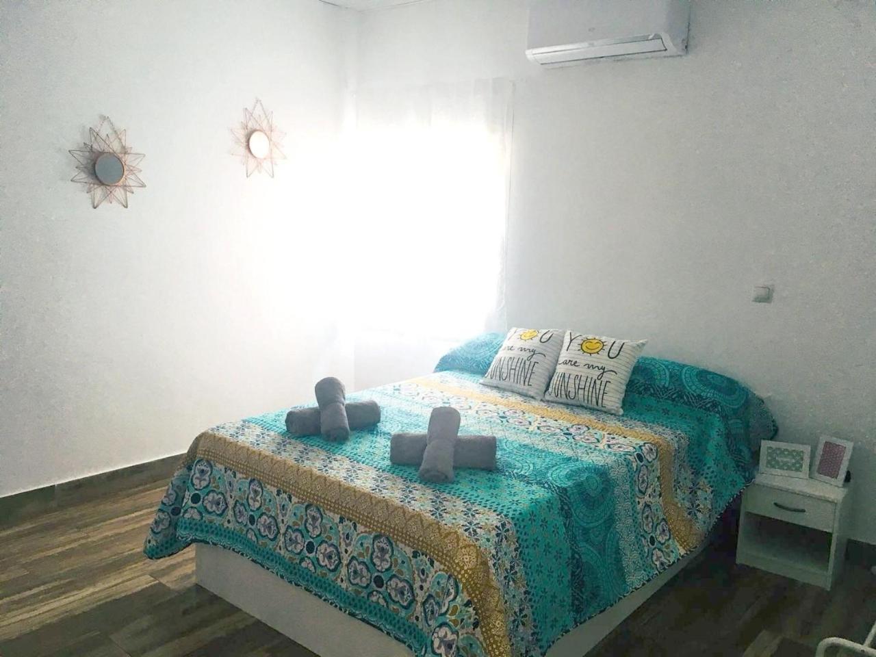 With 3 Bedrooms In Malaga, With Wifi Apartment Malaga