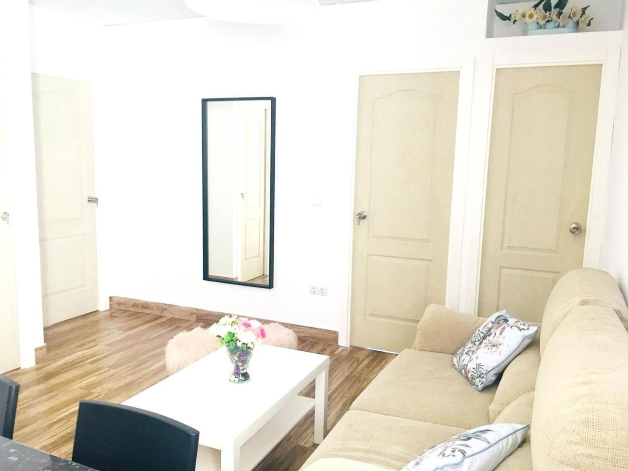 With 3 Bedrooms In Malaga, With Wifi