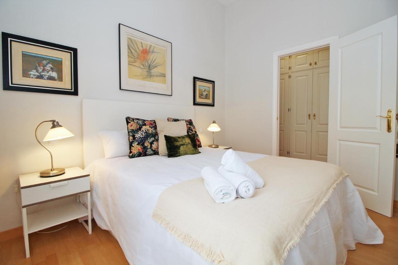 Del Parque Flats - Premium - Maestre Apartment *