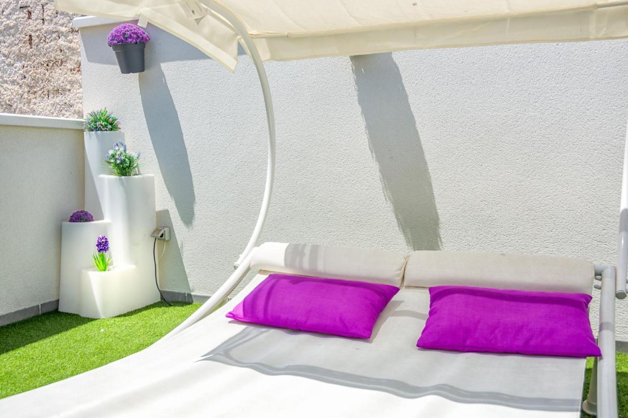 Atico Con Terraza Ac 1Hab En El Centro Y Piscina Comunitaria Apartamento *