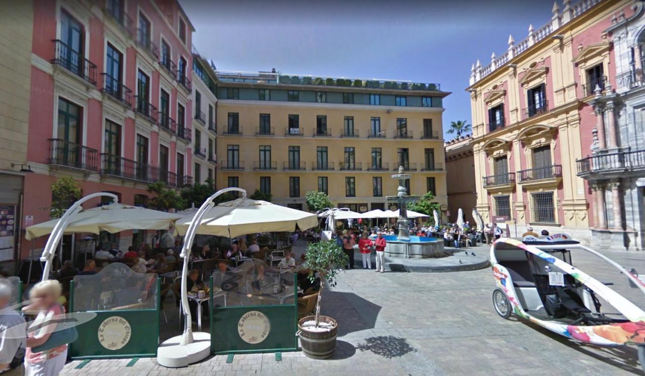 Holidays2malaga Junto Catedral Apartamento *